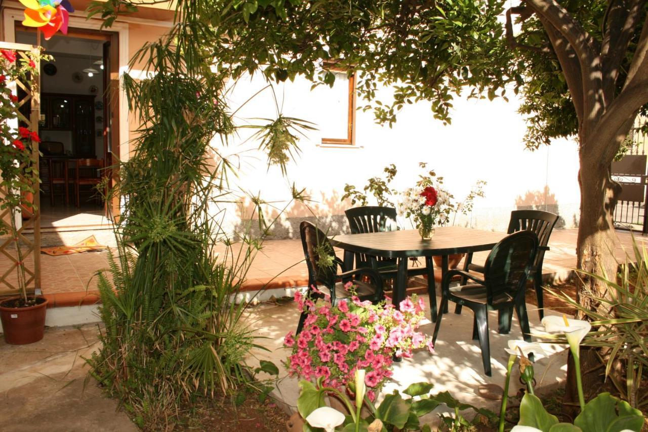 La Casa Dei Nonni Vila Iglesias Exterior foto