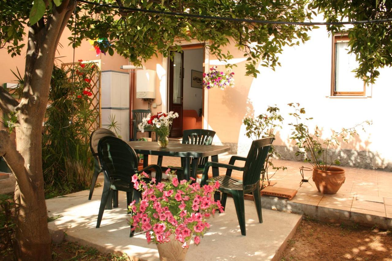 La Casa Dei Nonni Vila Iglesias Exterior foto